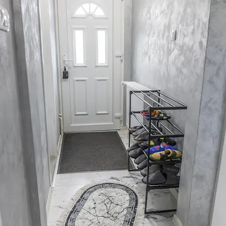 Apartment Albijanic Sremska Kamenica